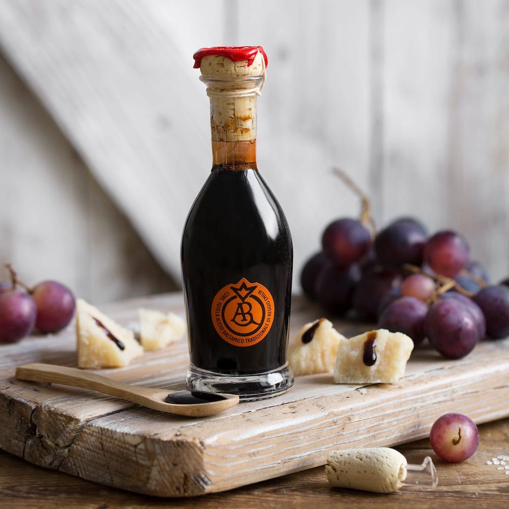 Traditional DOP Balsamic Vinegar of Reggio Emilia Lobster Stamp (Bollino Aragosta) - EMILIA FOOD LOVE Selected with love in Italy