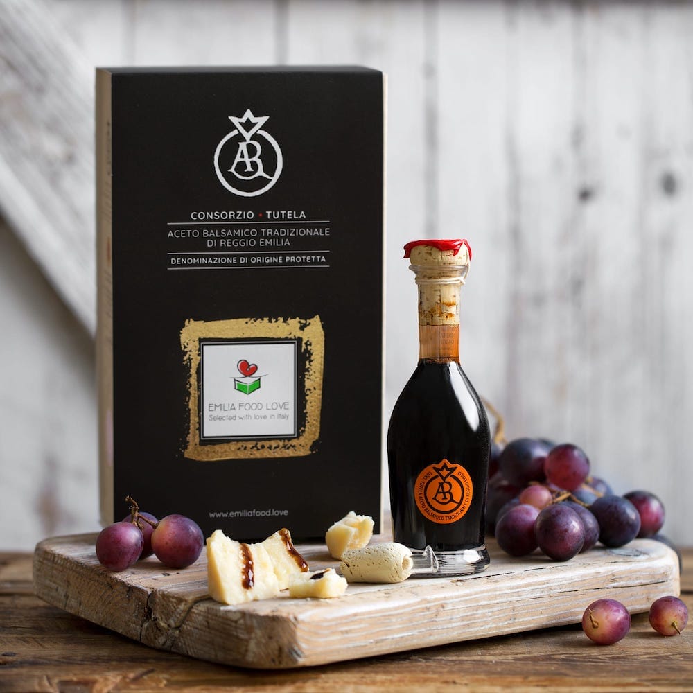 Traditional DOP Balsamic Vinegar of Reggio Emilia Lobster Stamp (Bollino Aragosta) - EMILIA FOOD LOVE Selected with love in Italy
