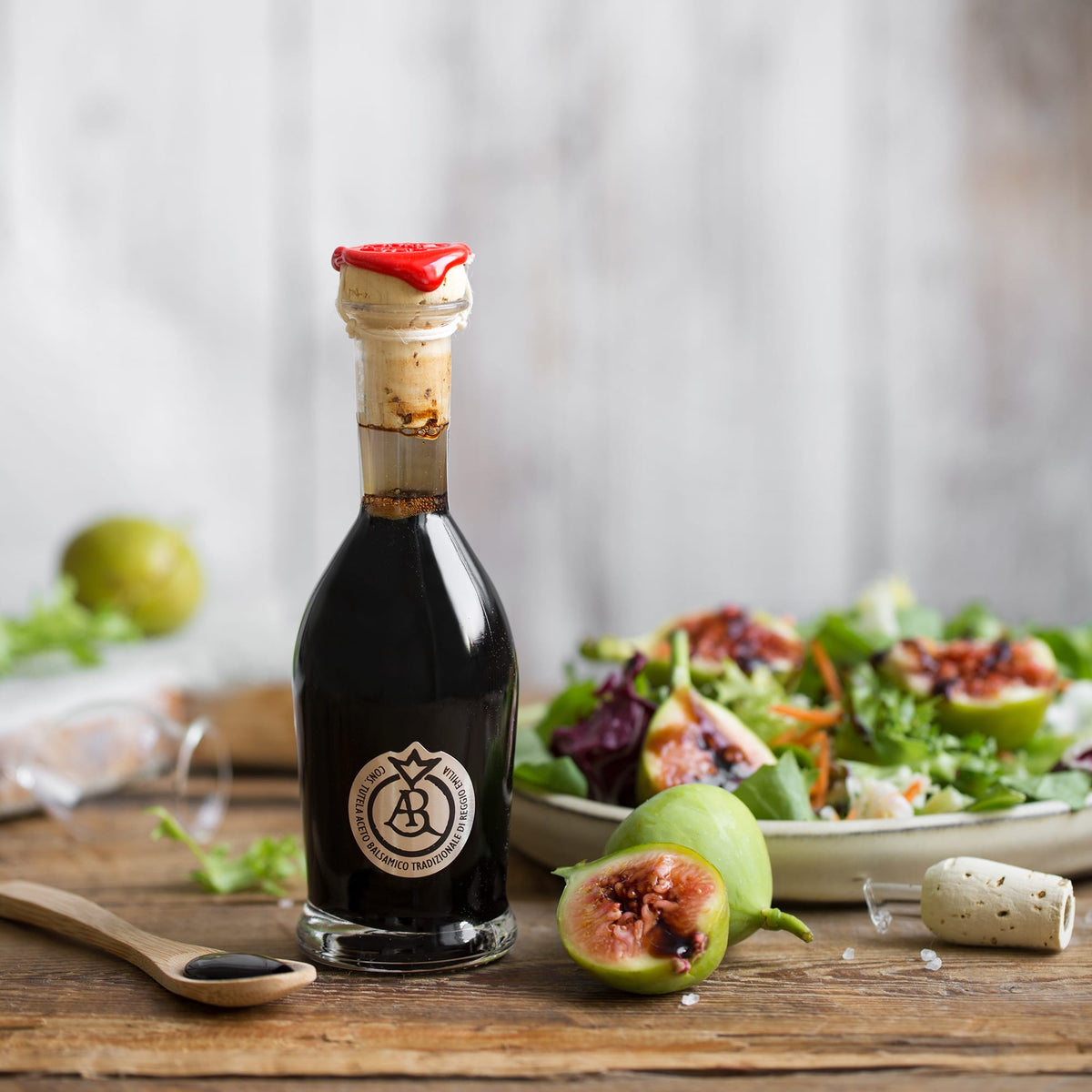 Traditional DOP Balsamic Vinegar of Reggio Emilia Lobster, Silver and Gold Stamp - EMILIA FOOD LOVE Selected with love in Italy