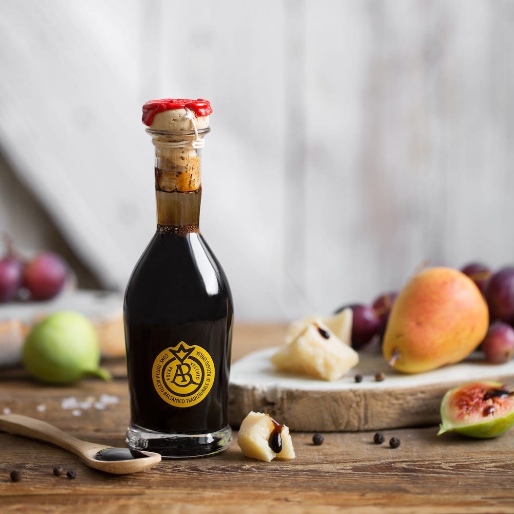 Traditional DOP Balsamic Vinegar of Reggio Emilia Gold Stamp (Bollino Oro) - EMILIA FOOD LOVE Selected with love in Italy