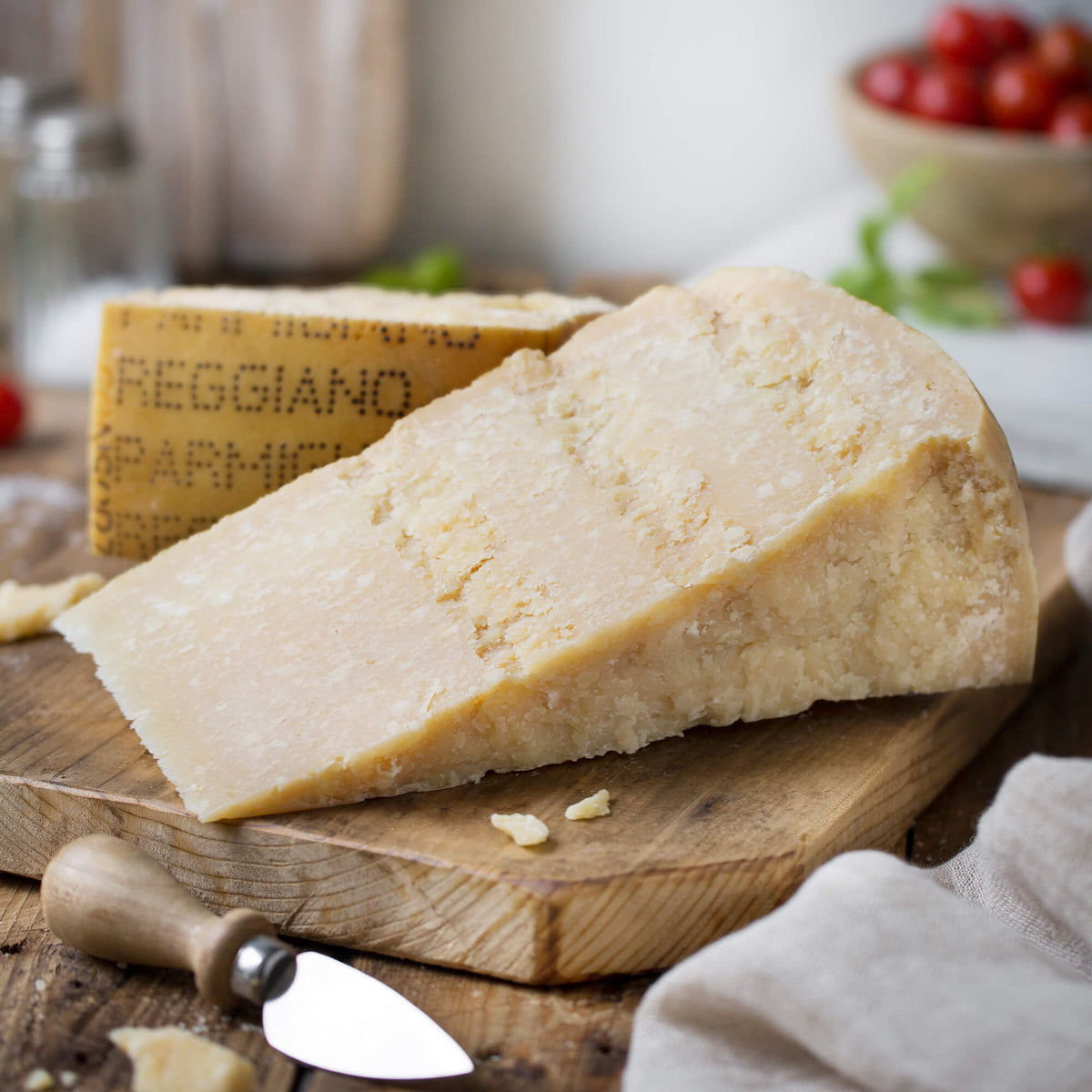 Parmigiano Reggiano PDO Tasting (18, 24, 36, 48, 60, 72 months) - EMILIA FOOD LOVE Selected with love in Italy
