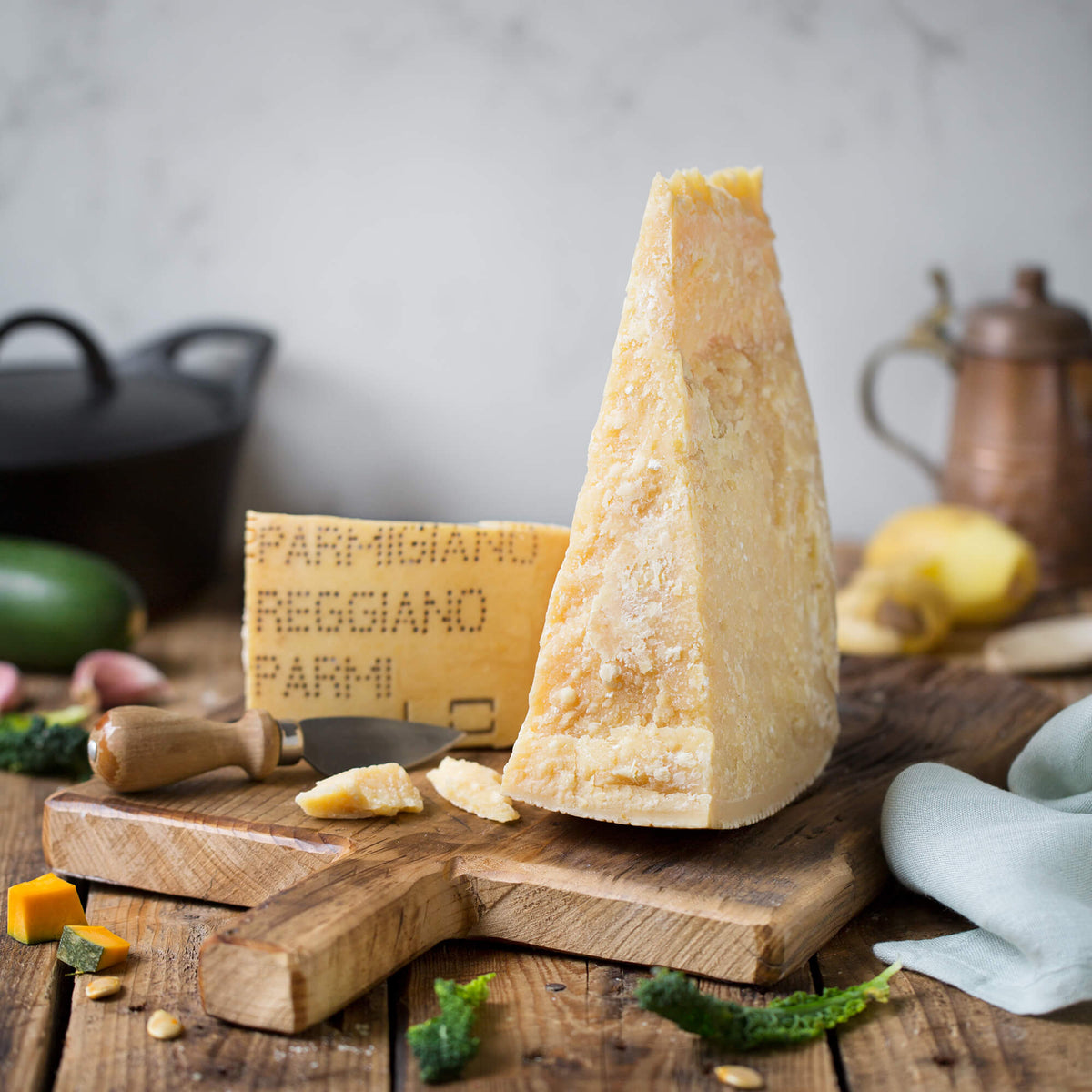 Parmigiano Reggiano PDO 36 months - EMILIA FOOD LOVE Selected with love in Italy