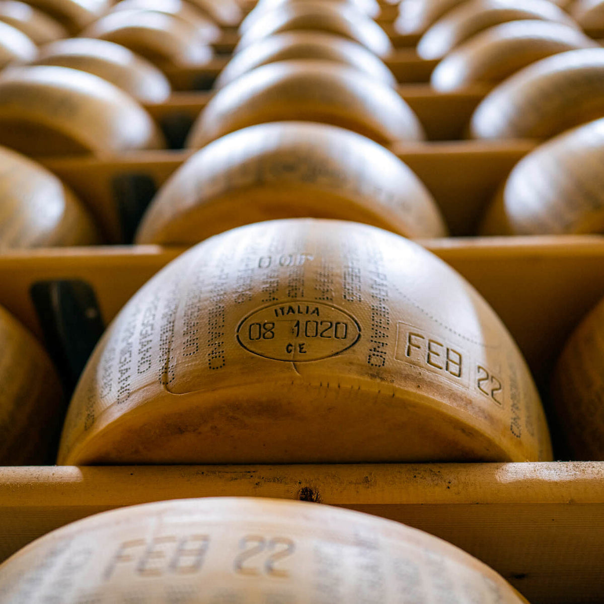 Parmigiano Reggiano DOP Whole and Half cheese wheels - EMILIA FOOD LOVE Selected with love in Italy